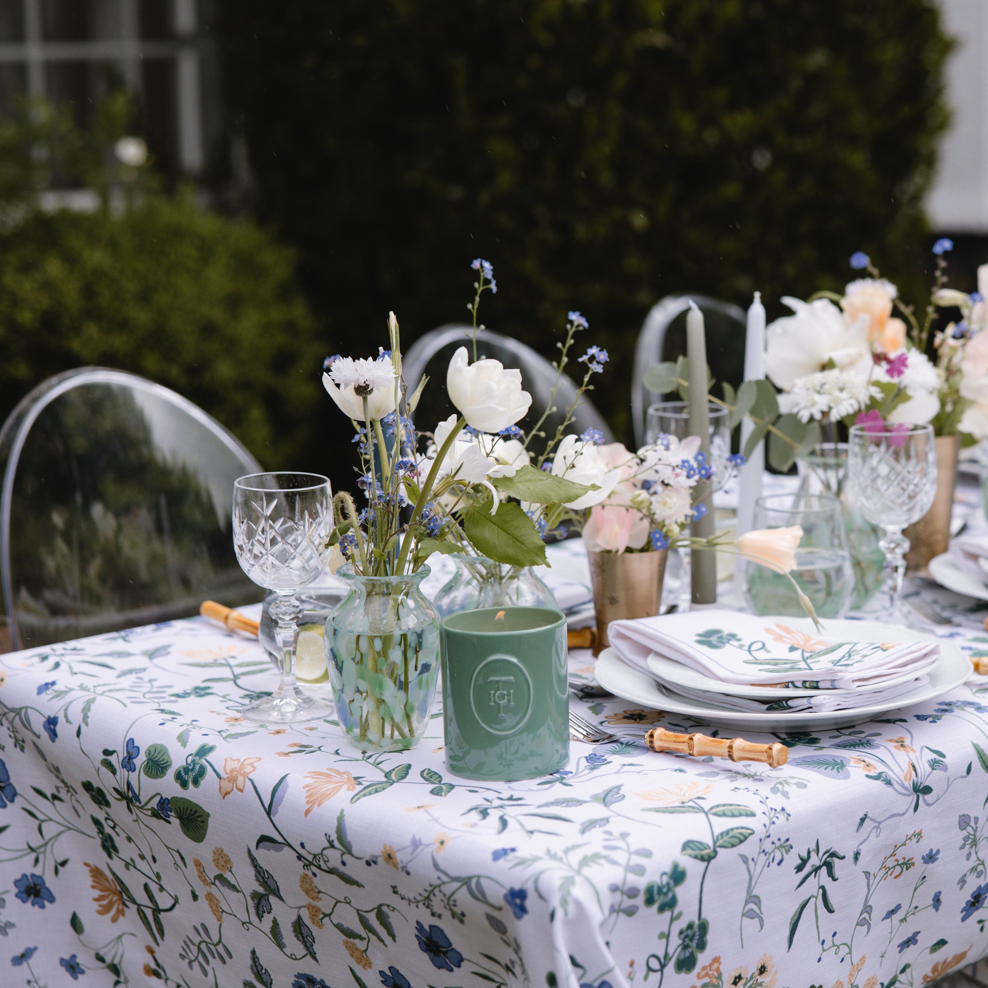 The Wilding Tablecloth